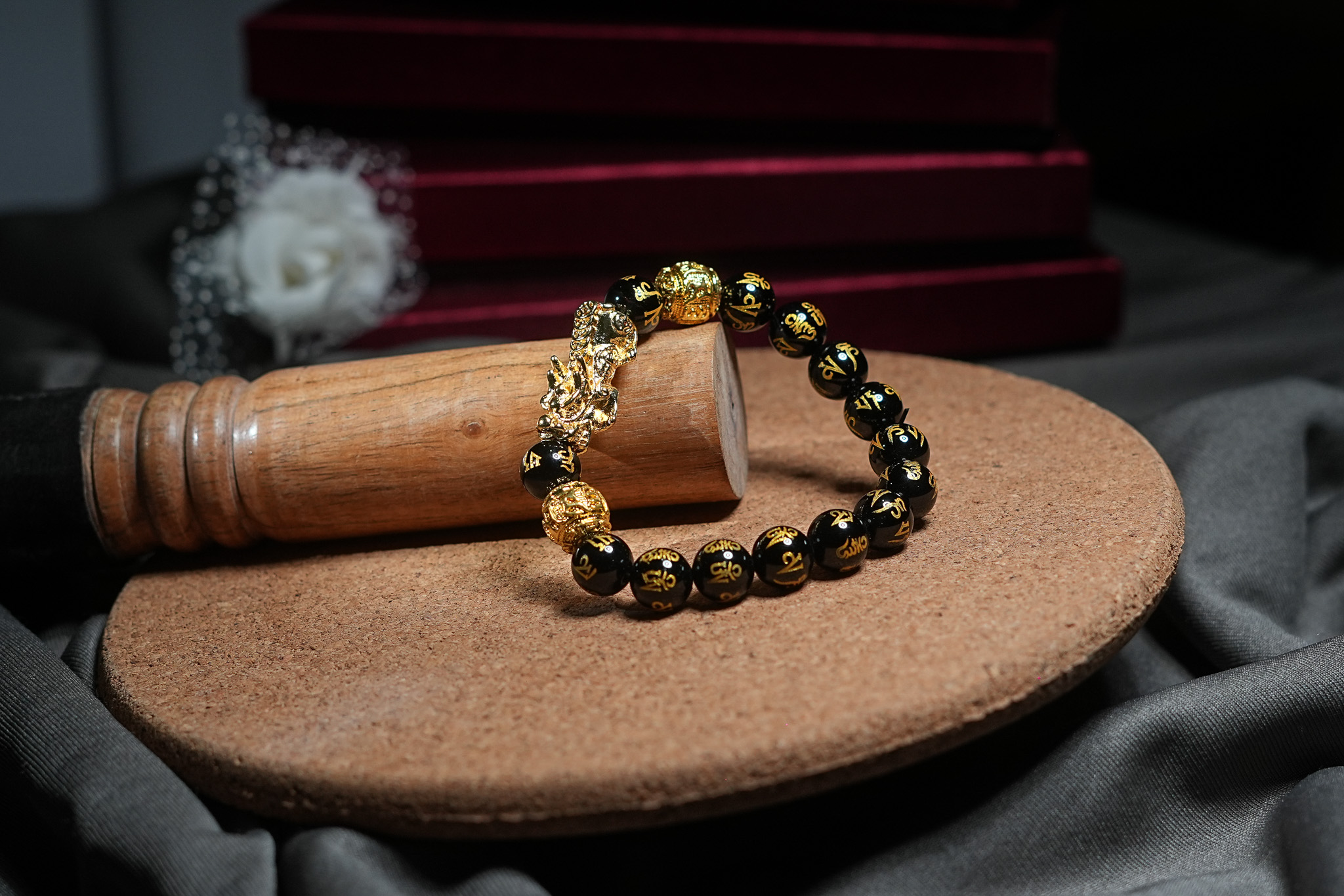 Pixu Om Mani Padmeham Crystal Bracelet thumbnail 5