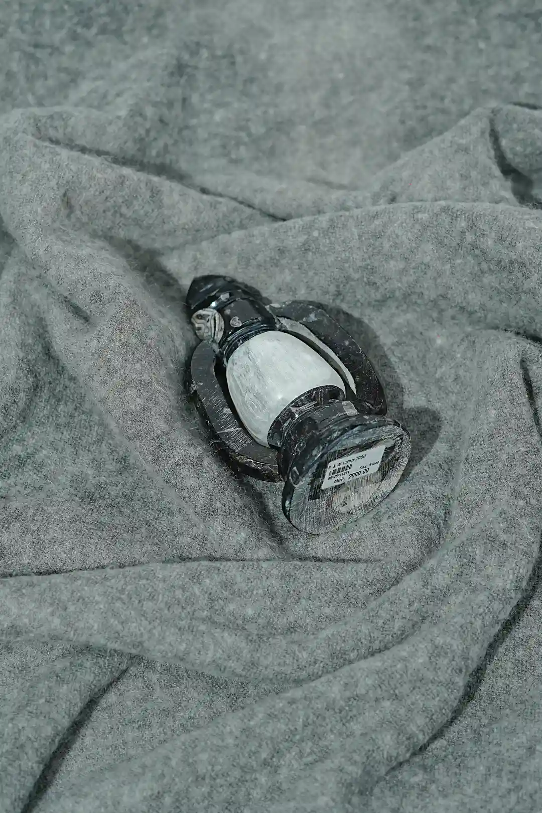 SELENITE + BLACK TOURMALINE LAMP thumbnail 3
