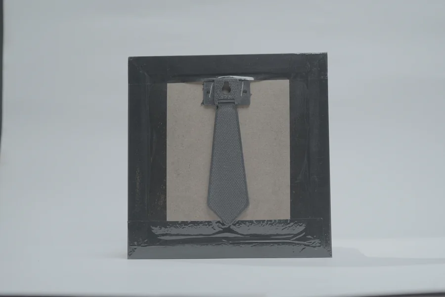 Lakshmi Pyrite Plate thumbnail 3