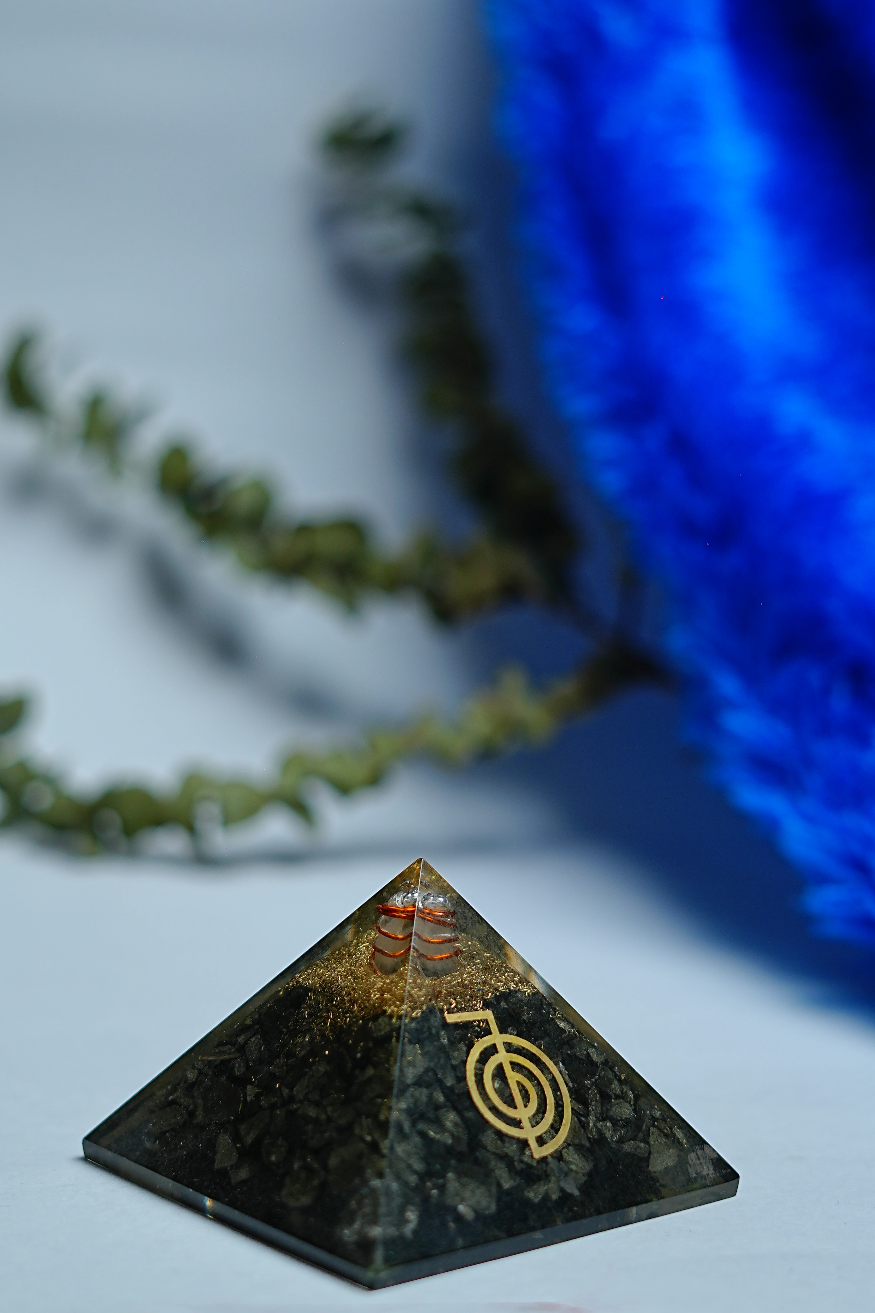 Black Tourmaline Pyramid thumbnail 2