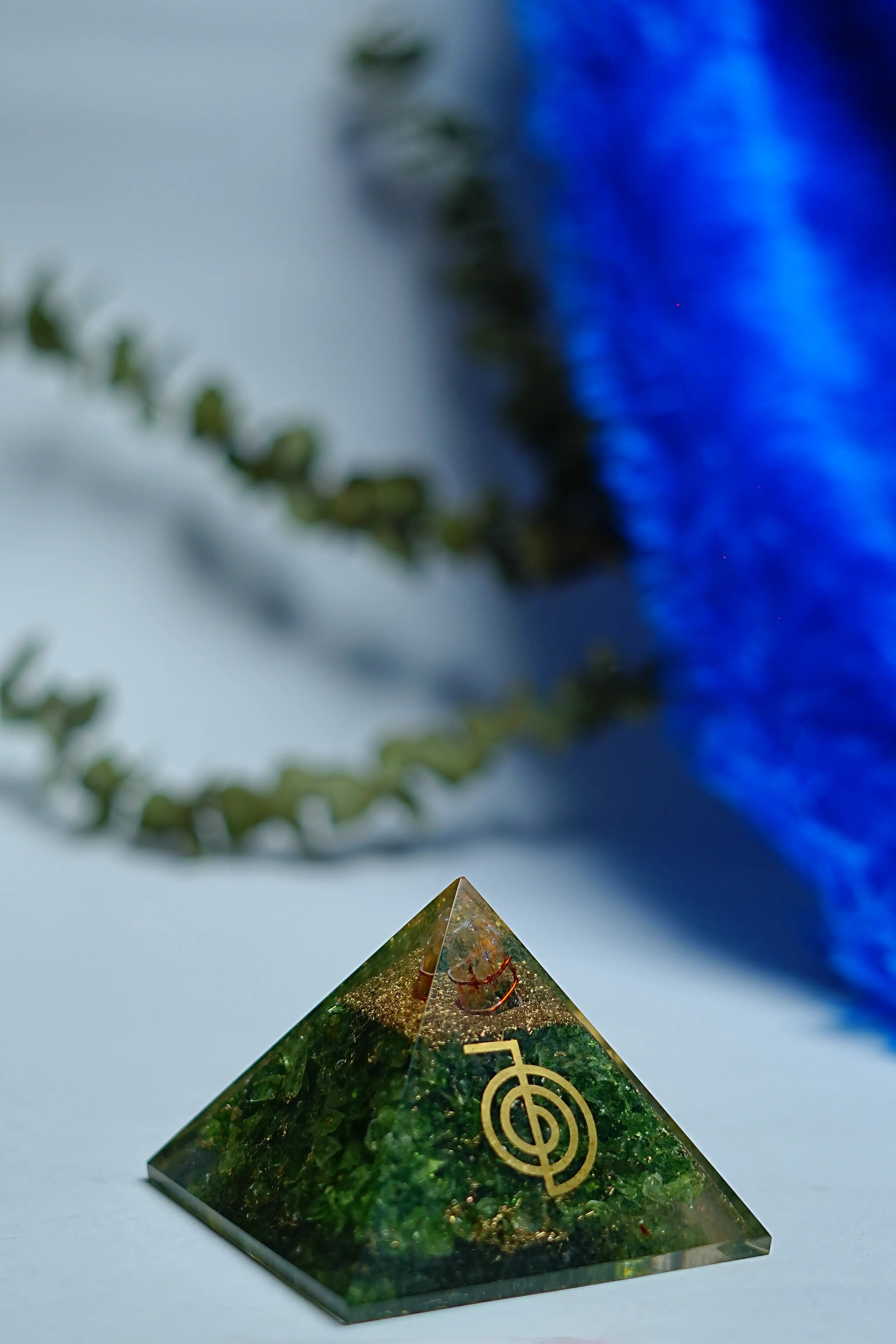 Green Aventurine Pyramid thumbnail 2