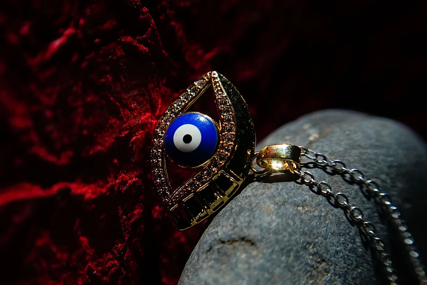 Premium Evil Eye Pendant thumbnail 2
